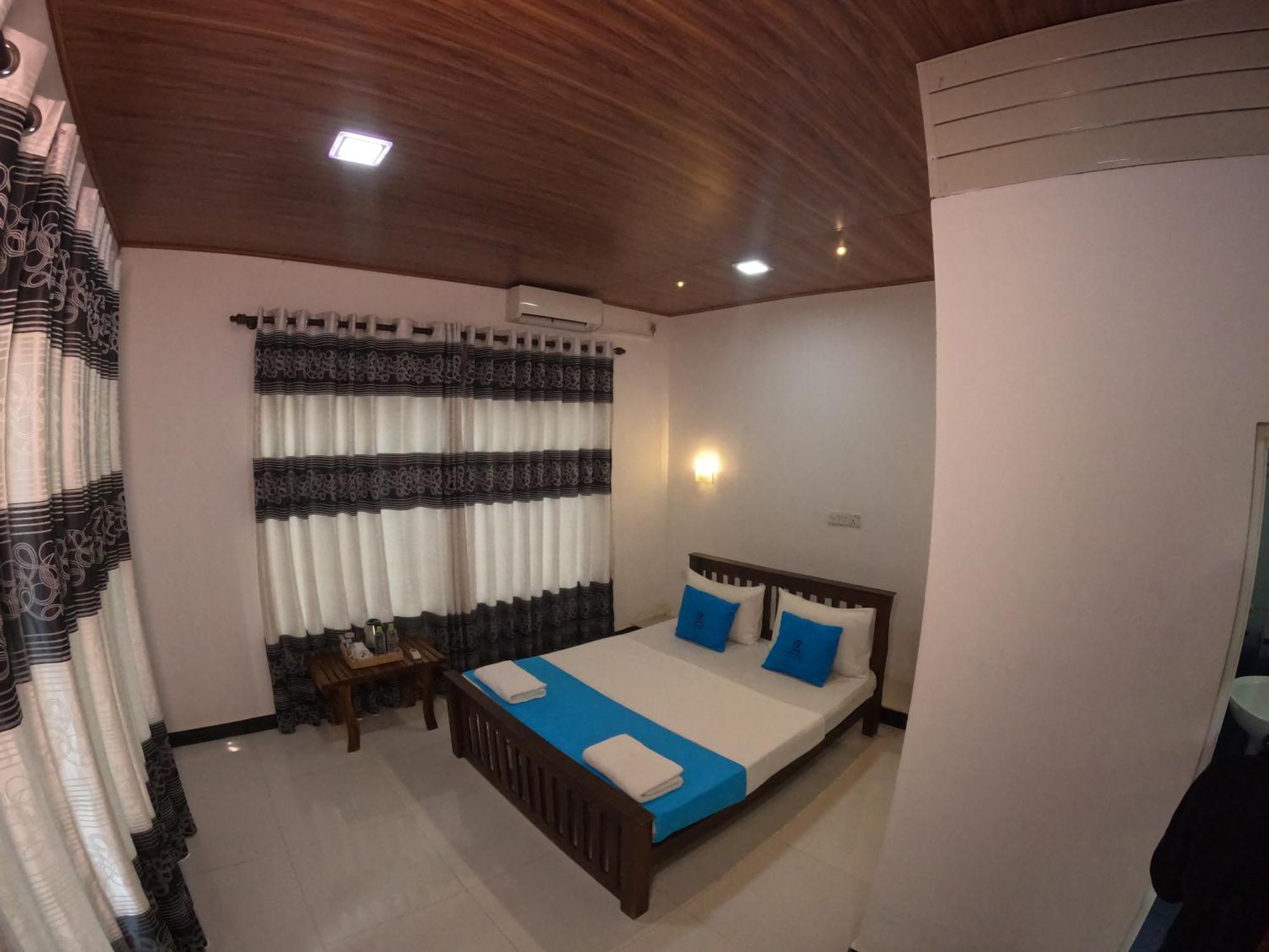 Ceylon Amigos Eco Resort 锡吉里亚 外观 照片
